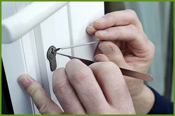 Neighborhood Locksmith Services Carpentersville, IL 847-423-4288 - 3-cheap-locksmith-near-me